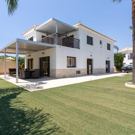 Lime 3-Bedroom Villa In بروتاراس المظهر الخارجي الصورة