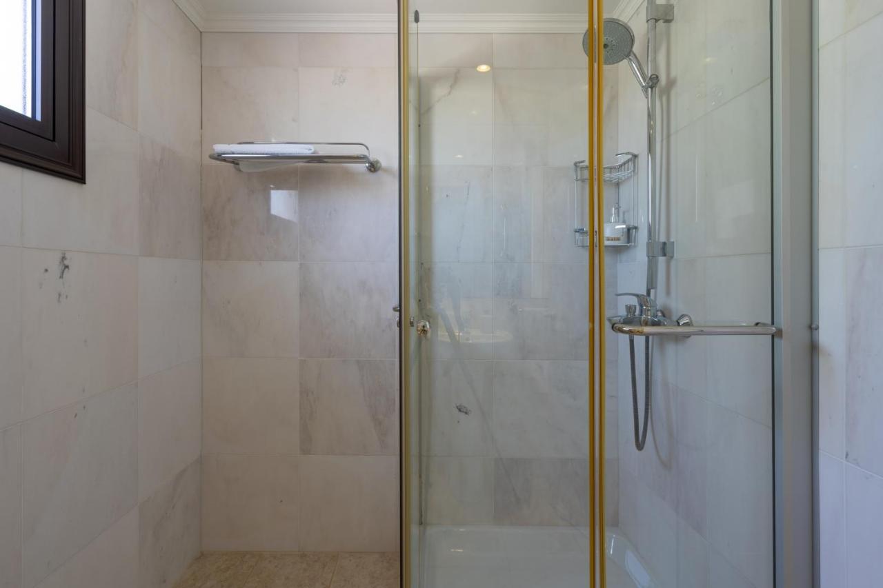 Lime 3-Bedroom Villa In بروتاراس المظهر الخارجي الصورة