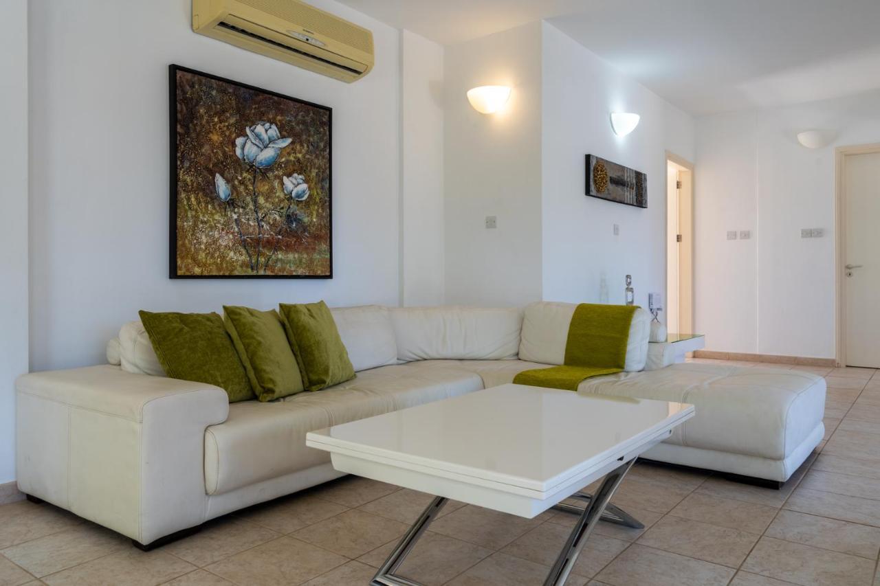 Lime 3-Bedroom Villa In بروتاراس المظهر الخارجي الصورة
