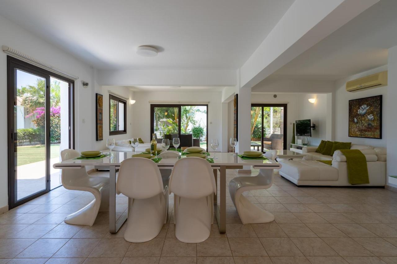 Lime 3-Bedroom Villa In بروتاراس المظهر الخارجي الصورة