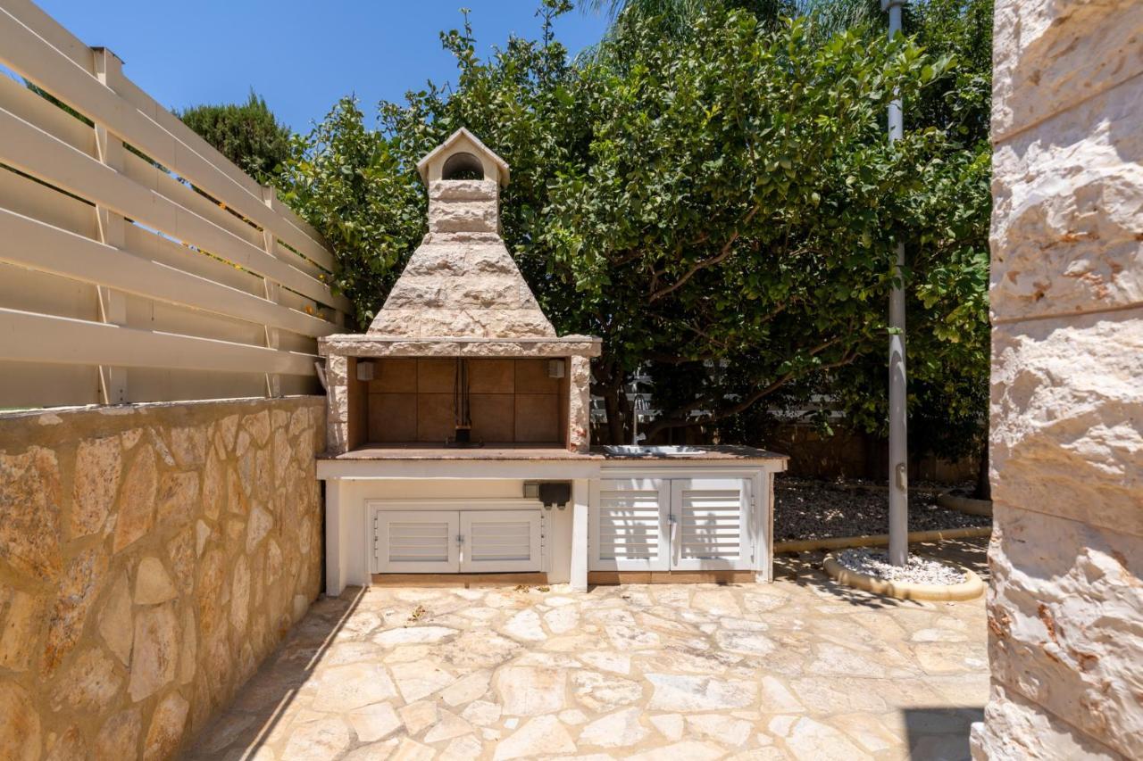 Lime 3-Bedroom Villa In بروتاراس المظهر الخارجي الصورة