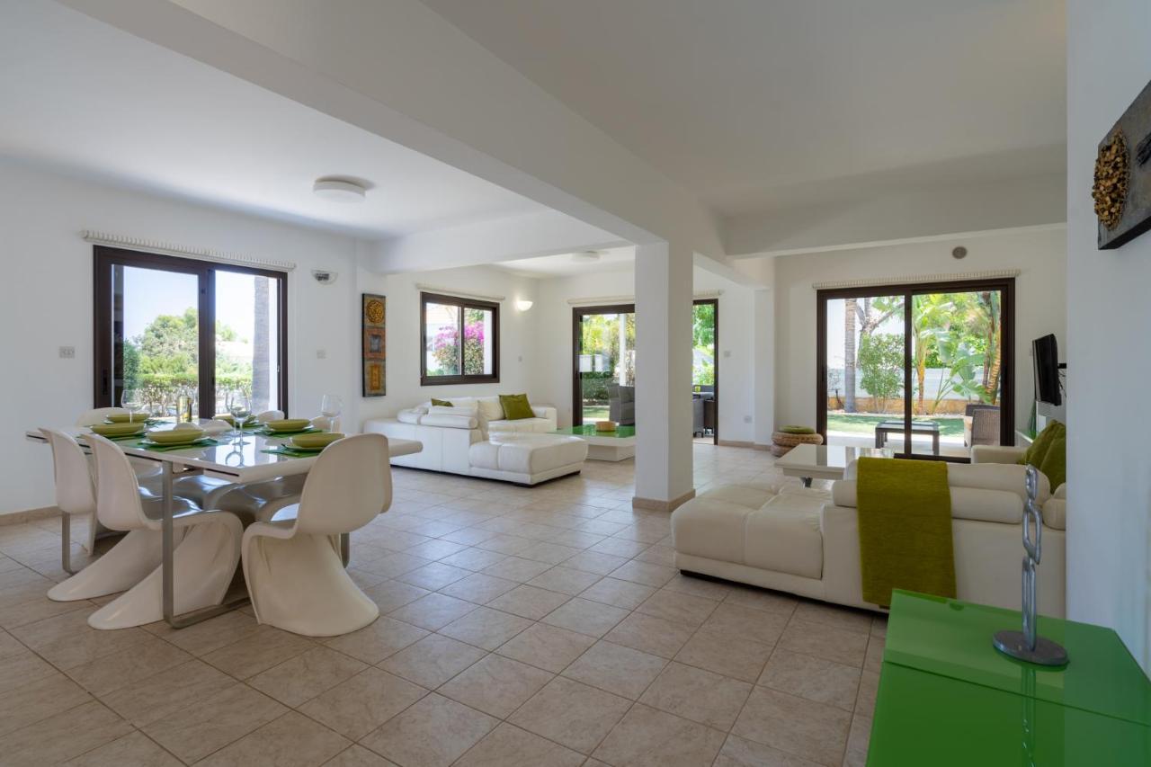 Lime 3-Bedroom Villa In بروتاراس المظهر الخارجي الصورة